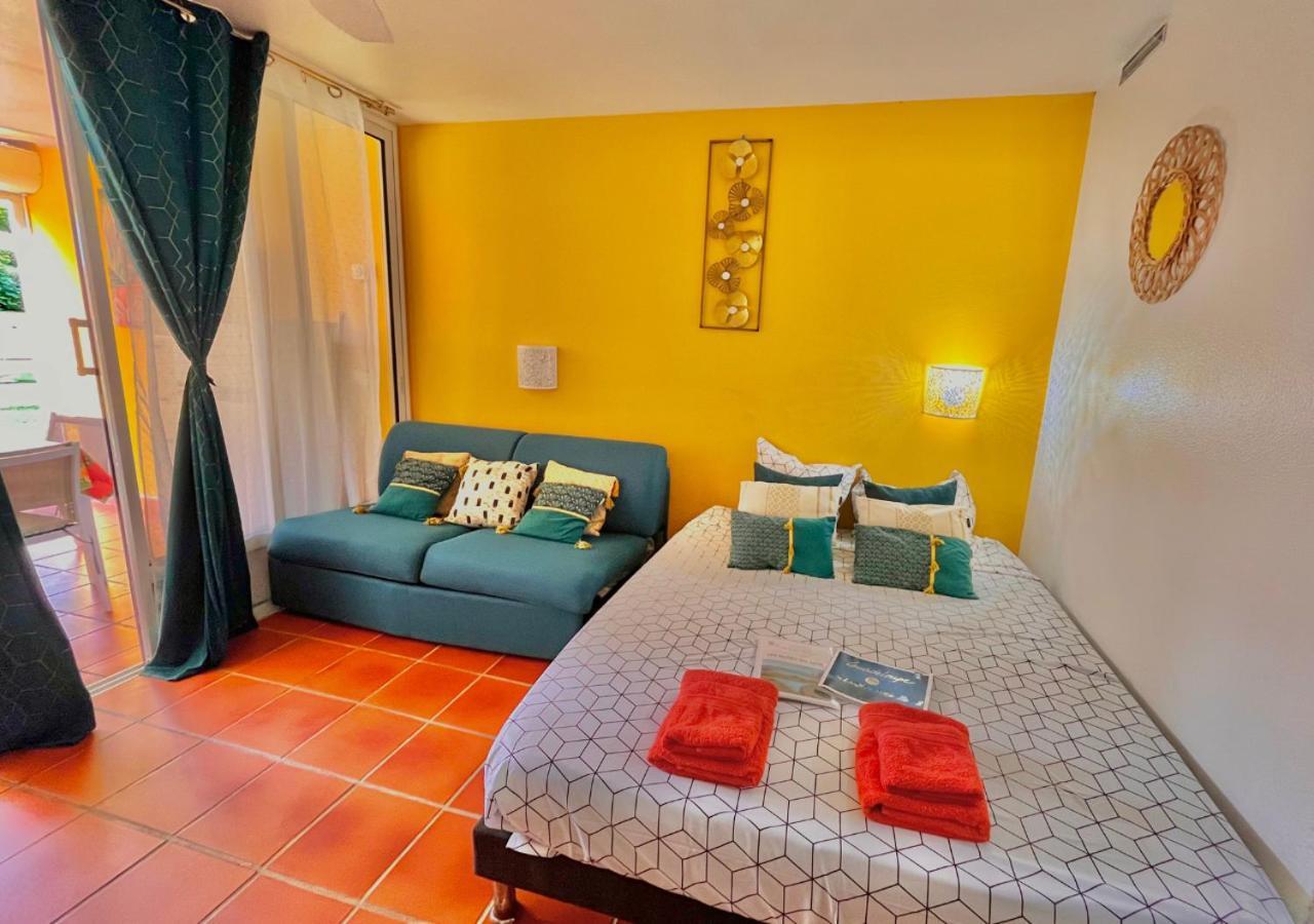 Chaleureux Studio 4 Personnes - Residence Anse Des Rochers - " Les Alizes Du Soir " Tout Equipe Et Citerne D'Eau Сен-Франсуа Экстерьер фото